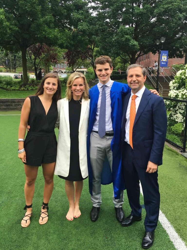Dr. Jennifer Ashton ex-husband and children
