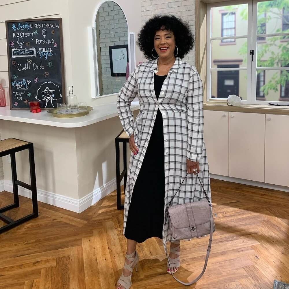 Leah Williams QVC Age, Husband, Net Worth, Parents, Kids