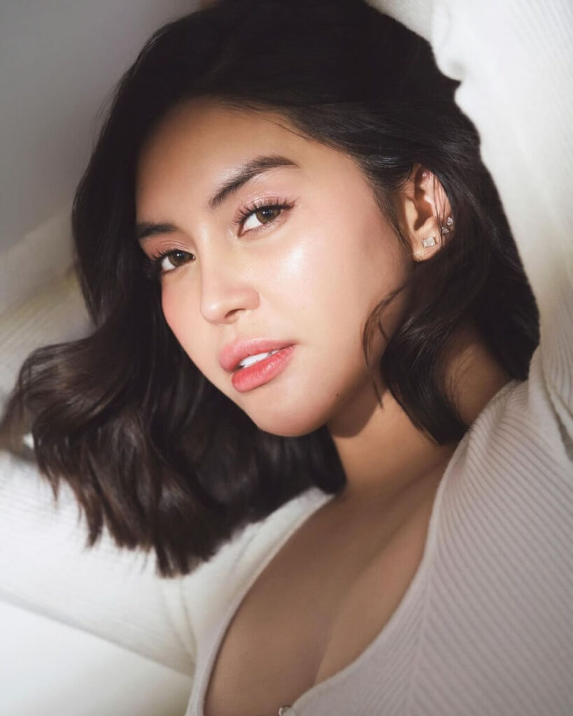 Glenda Dela Cruz