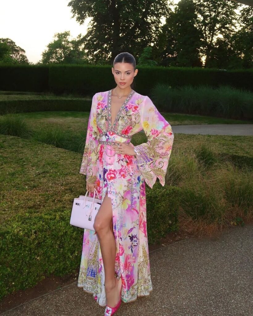 Holly Scarfone pics.