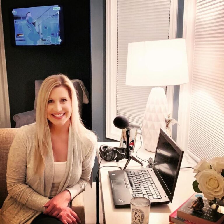 Kim Adams Bio, Age, Net Worth, Height, Husband, Kids