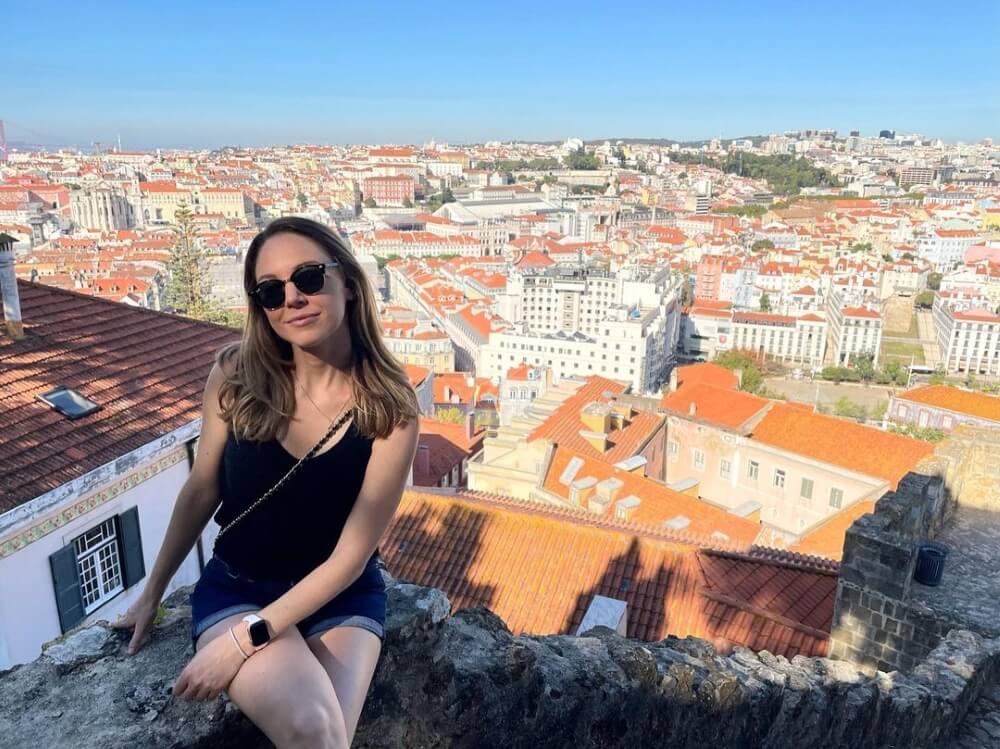 Natasha Bertrand img.