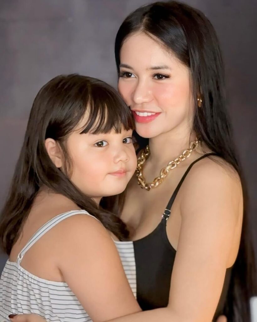 Cherry White daughter Mikee