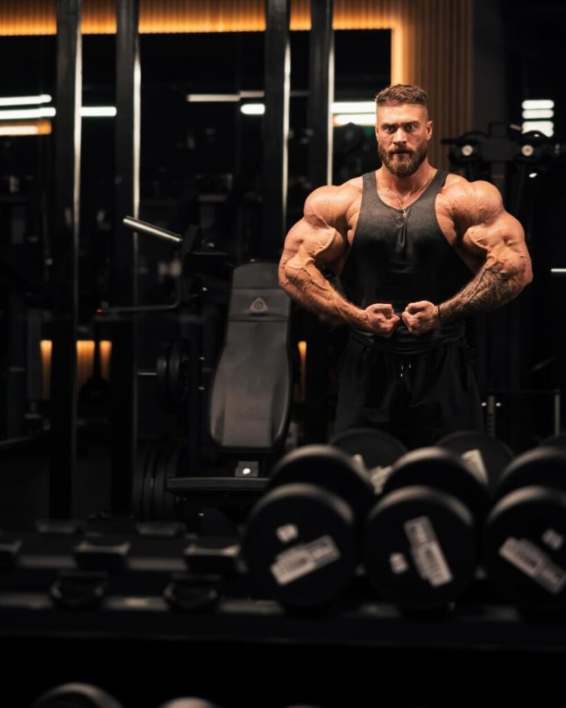 Chris Bumstead image