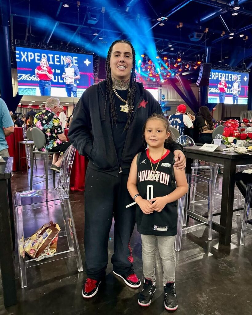 Peso Peso and his son Zae pic