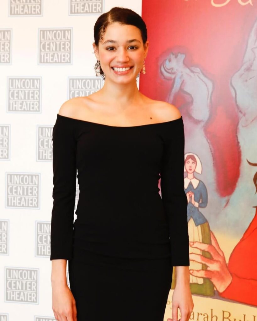 Alicia Crowder picture