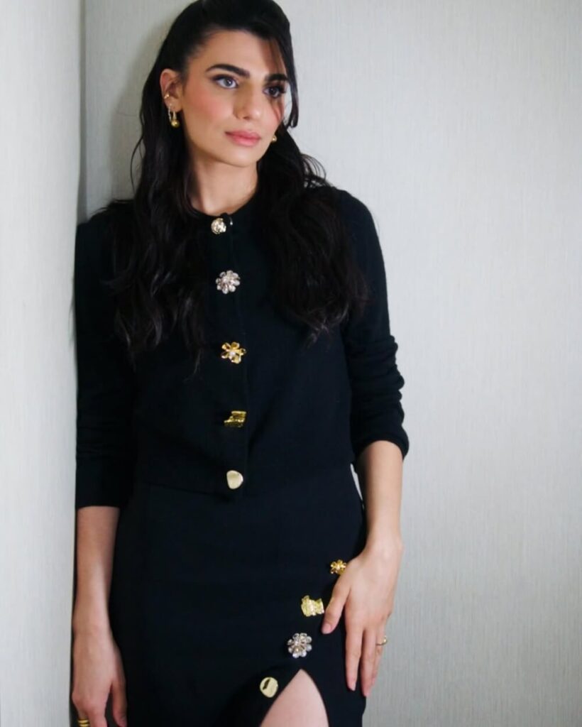 Claudia Doumit pict.