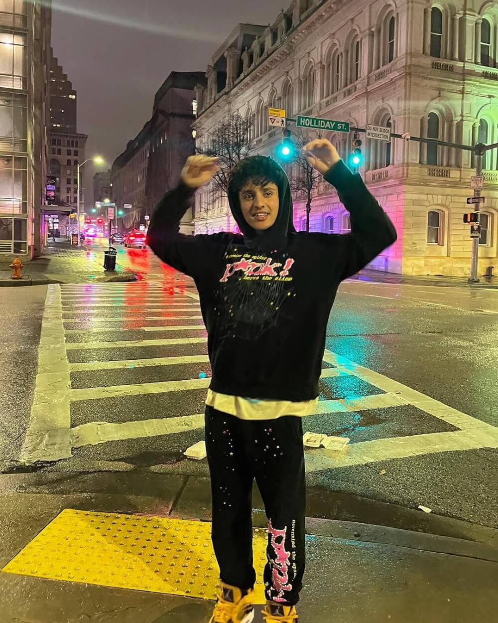 Ash Alk Age, Height, Parents, Net Worth, Ethnicity, Girlfriend