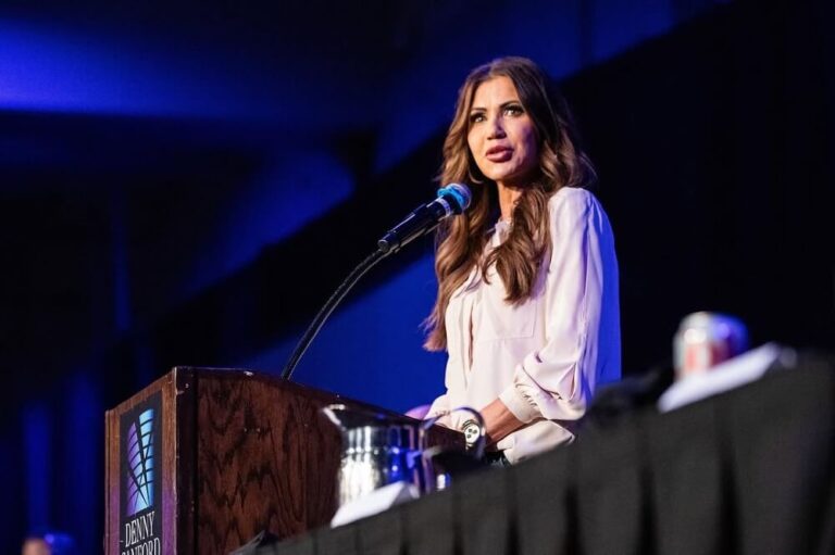 Kristi Noem Age, Family, Height, Net Worth, Husband, Religion