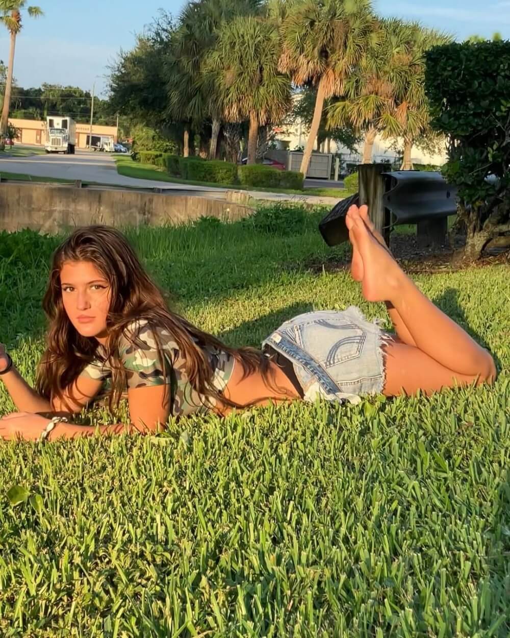 Jenny Popach (Jenny Roselie) Age, Height, Mother, Net Worth, Bio