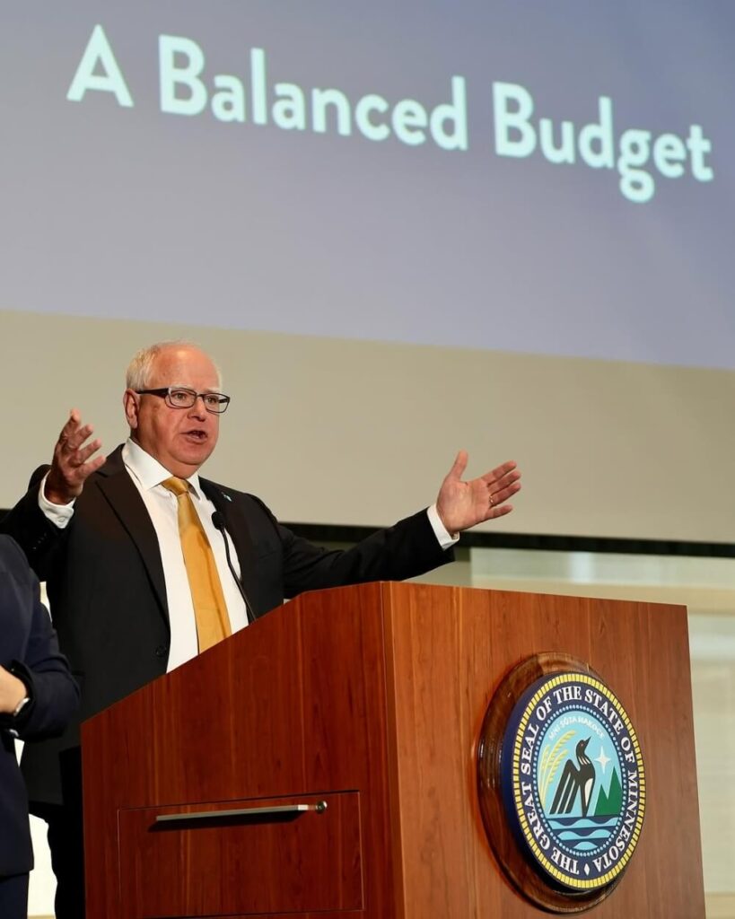 Tim Walz Image