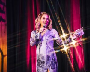 Lauren Compton Husband, Age, Height, Children, Net Worth, Bio