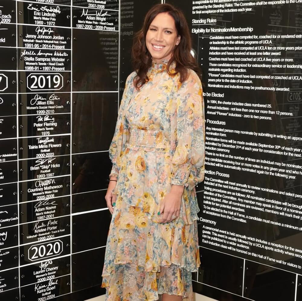 Lauren Holiday Image