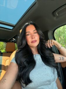 Avery Woods Age, Husband, Net Worth, Kids, Height, Wiki