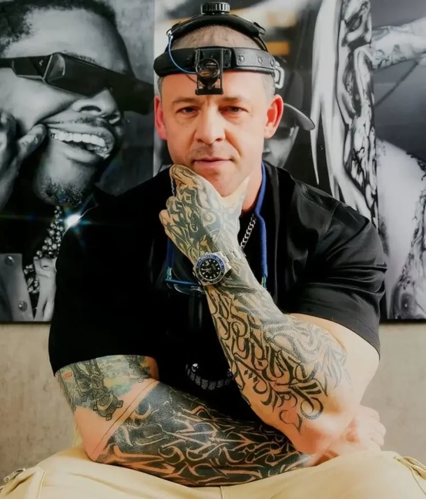 Thomas Connelly Picture