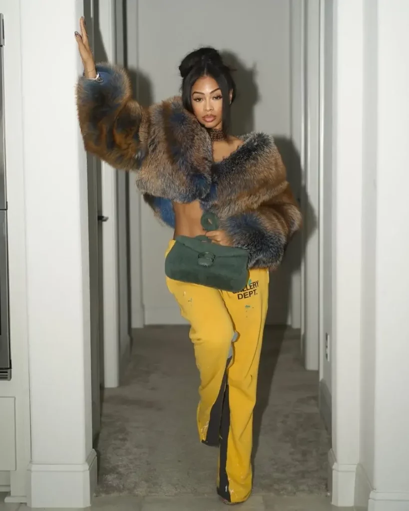 Andrea Alexander img