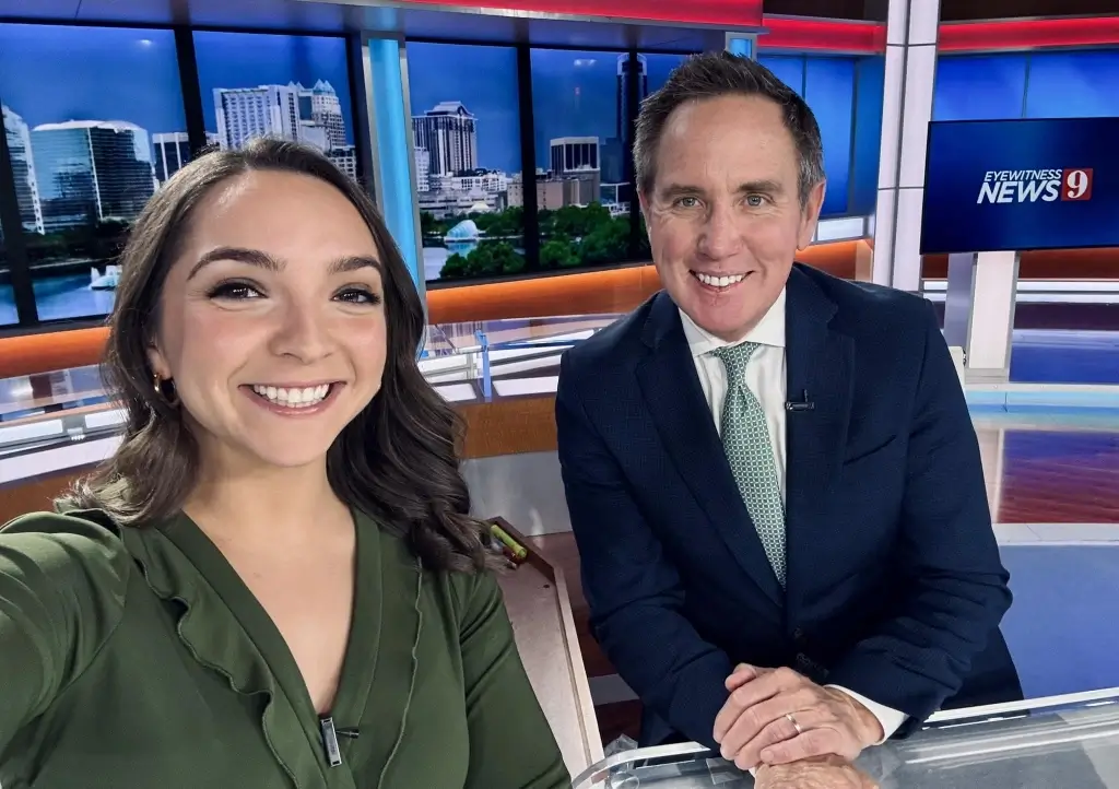 Alexa Lorenzo Age Husband Net Worth Height Parents Salary