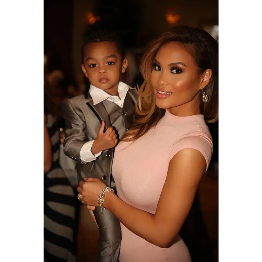 Daphne Joy son