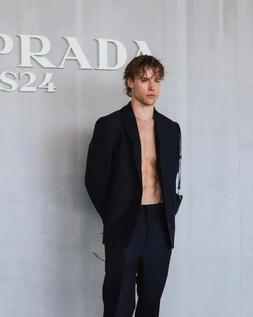 Lucas White-Smith height