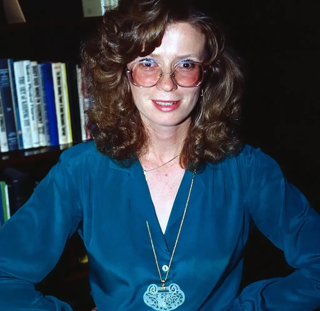 Linda Lee Cadwell