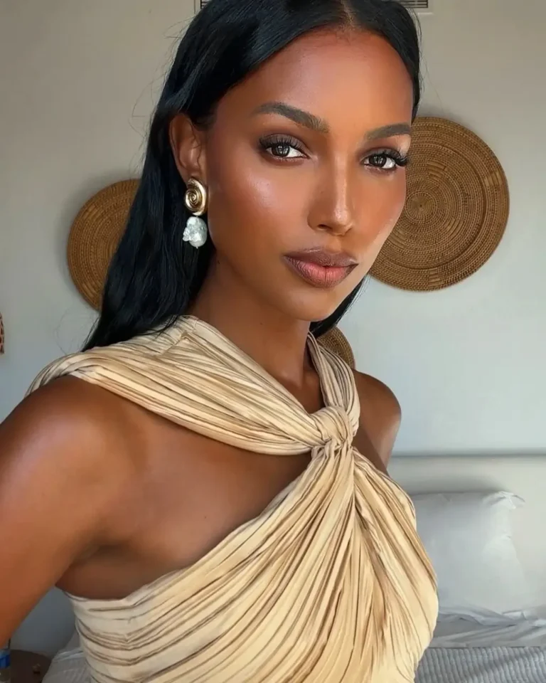 Jasmine Tookes model