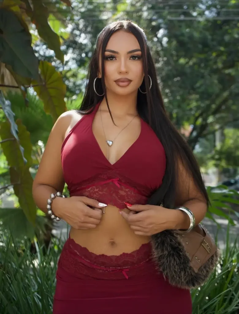 Camila Bernal model