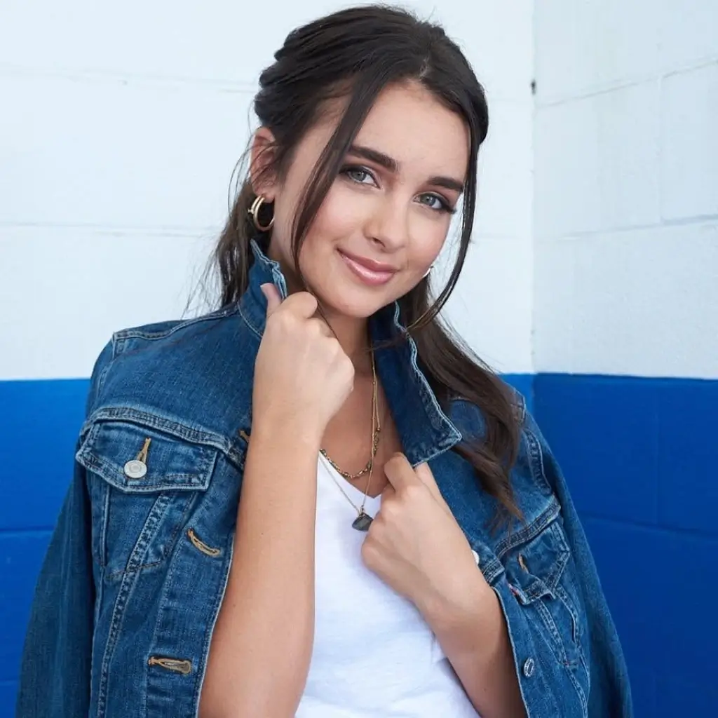 Lyric Medeiros