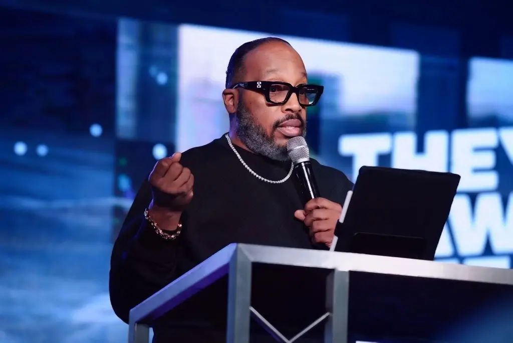 Marvin Sapp Image
