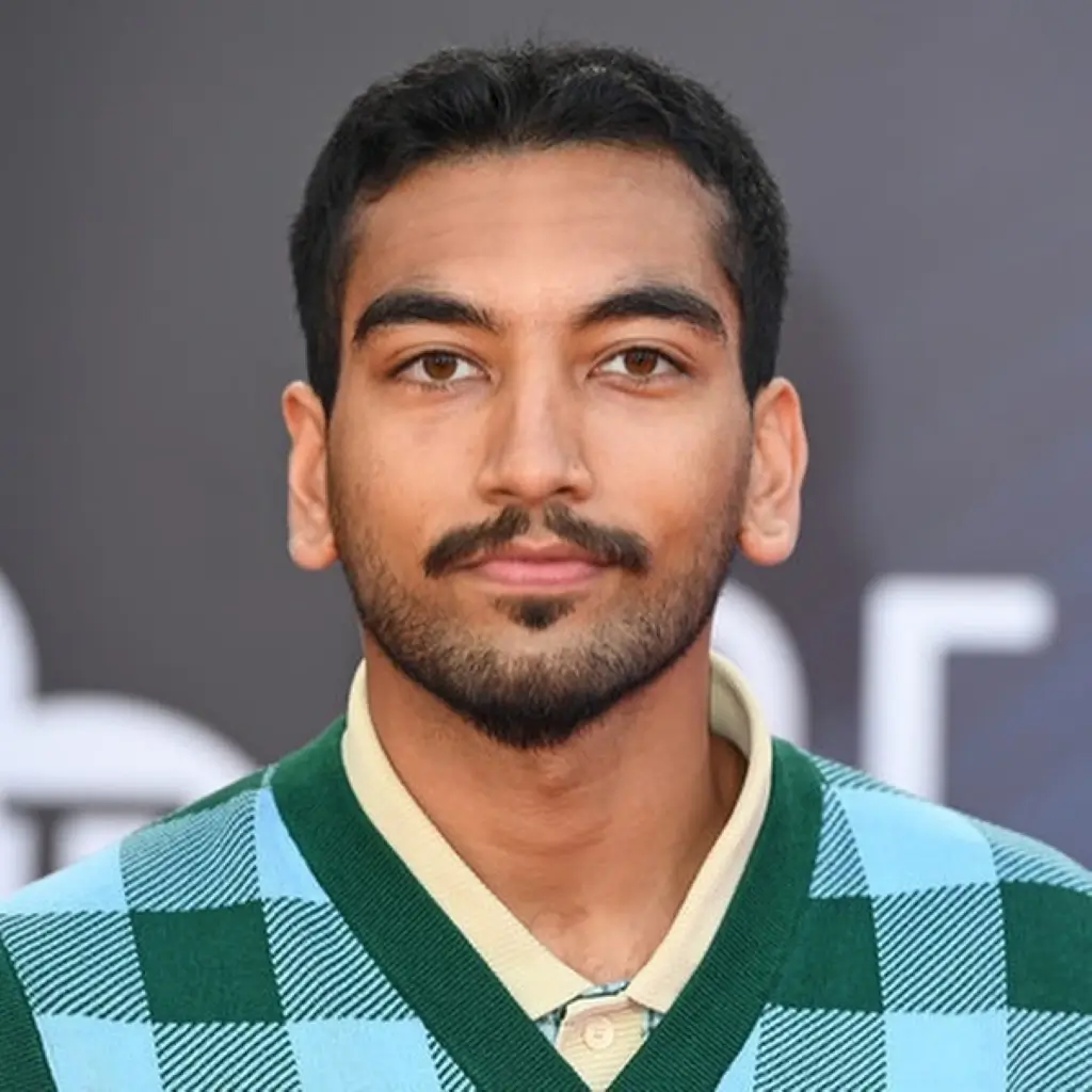 Nabhaan Rizwan Wife, Brother, Age, Mother, Height, Religion, Bio