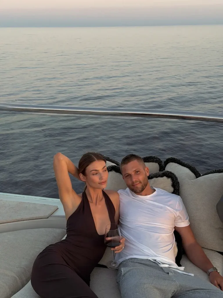 Lorena Rae Husband