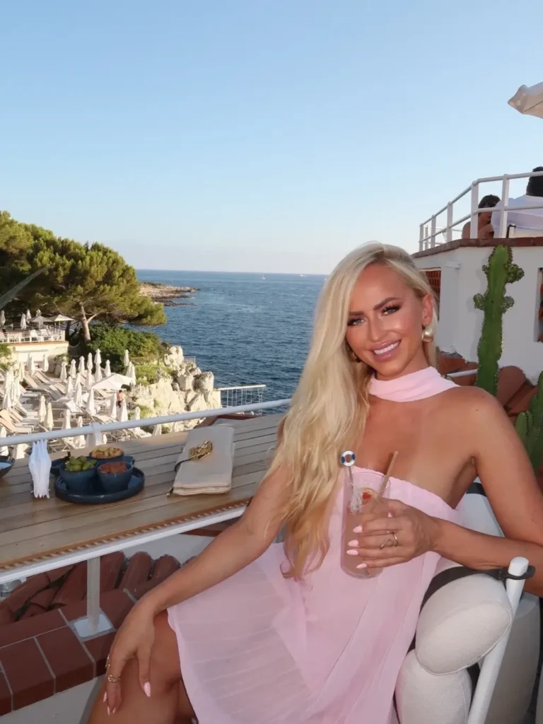 Summer Rae Model